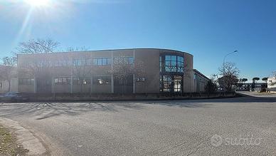 Vendita capannone zona Industriale Bellocchi