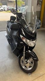 Suzuki Burgman 400 (anno 2001)