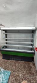 Banco frigo costan e murale oscartielle