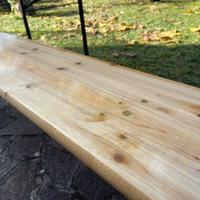 N.2 Tavoli e n.4 panche birreria mai usati!