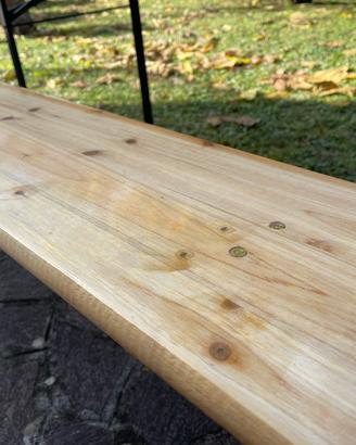 N.1 Tavolo e n.2 panche in legno mai usati!