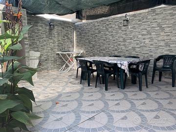 SALENTO-ampia villetta tipica con cortile privato