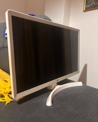 LG Tv 24” Bianco hd 