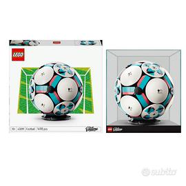 Lego 43019 Pallone da calcio +Teca plexiglass Toys