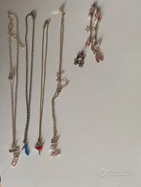 4 Collanine 4 braccialetti con ciondoli