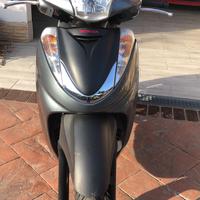 Sh 300i Sport