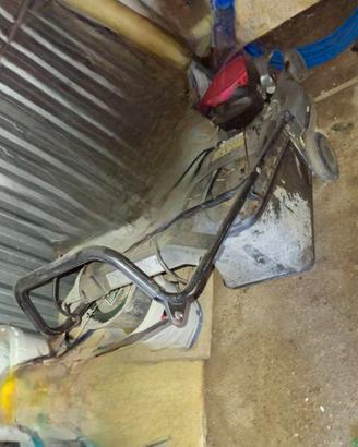 Tagliaerba a scoppio