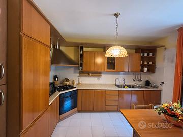 CUCINA COMPLETA SEMI-NUOVA