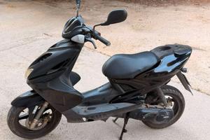 YAMAHA AEROX 50