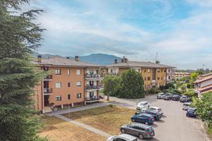 SPAZI, COMFORT E TRANQUILLITA': APPARTAMENTO TR...