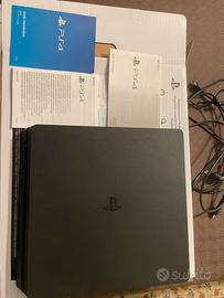 PS4 Slim 1Tb + giochi