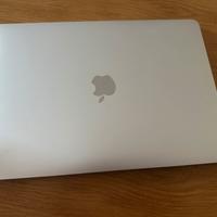 MacBook Pro 13inch, 2019, Four Thunderbolt 3 ports