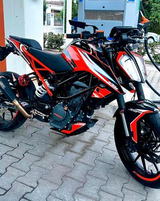 KTM DUKE 125