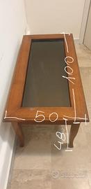 Tavolino basso per soggiorno apribile.