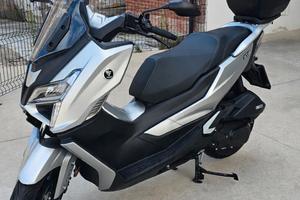 VOGE SR1 125CC