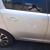 OPEL CORSA 2010 PORTA POSTERIORE DX