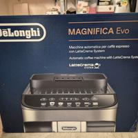 Macchina caffè e cappucino Magnifica Evo De Longhi