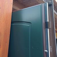 porta blindata in pvc con lucernario 