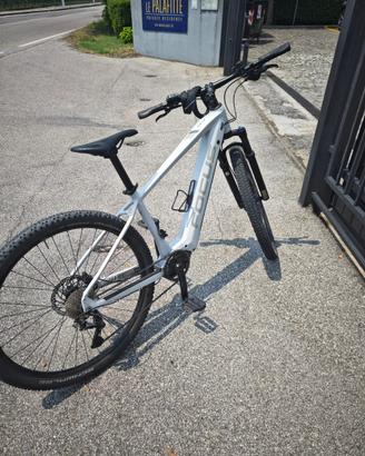 E-bike Focus Jarifa 2