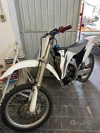 Yamaha 250yz anno 2009