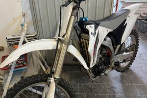 Yamaha 250yz anno 2009
