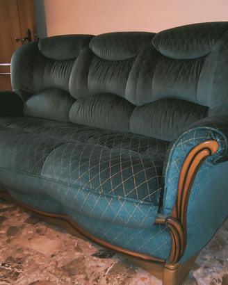 Set divano vintage anni 80 con due poltrone.