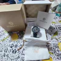 splendido Versace modello V-Chrono