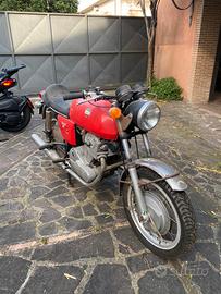 Vendita moto laverda 750 gt del 1972 consrvato