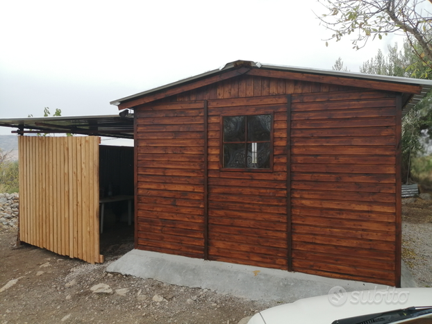 Garage in legno