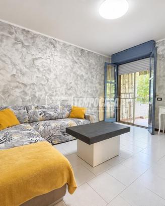 Ampio trilocale doppi servizi con terrazzino e bal