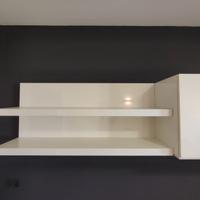 Libreria con mensole Pianca legno laccato bianco