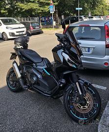 Honda xadv750