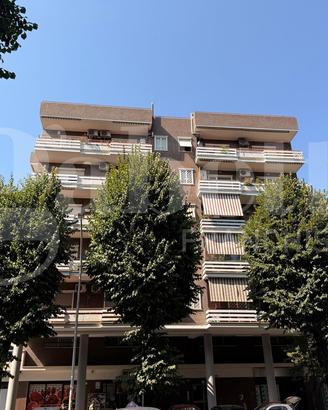 Appartamento Roma [Duccio 75 P3VRG]