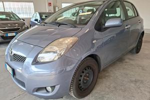 Toyota Yaris 5p EURO 5 / DA NEOPATENTATI