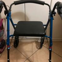 Deambulatore pieghevole