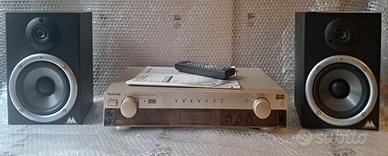 Combinazione di Preamplificatore+Casse amplificate