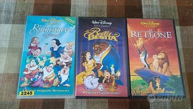 3 cassette VHS DISNEY