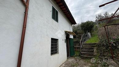 CASA INDIPENDENTE A PISTOIA
