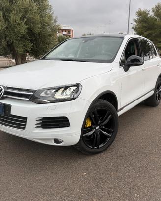 Volkswagen Touareg 3.0 V6 tdi Executive 245cv tipt