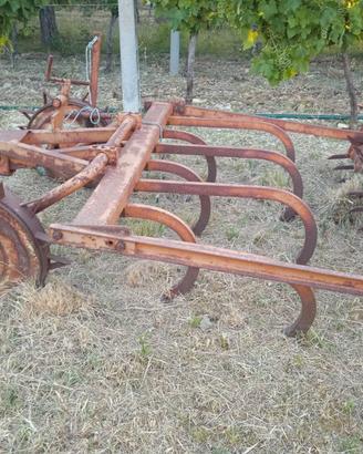 estirpatore carrellato agricolo 