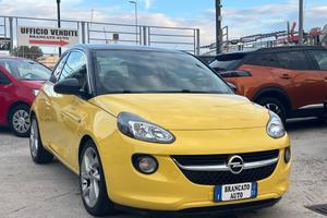 Opel Adam 1.2 70 CV Slam