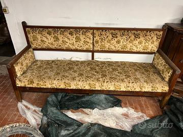 Divano primi anni del 900