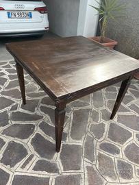 Tavolo in legno 100x100 allungabile