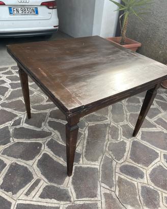 Tavolo in legno 100x100 allungabile