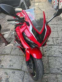 Honda CBR 650 R 2021