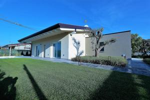 VILLA SINGOLA A SOIANO DEL LAGO