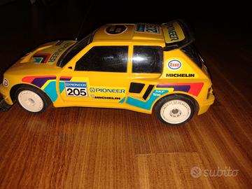Peugeot 205 " furia gialla" telecomandata 