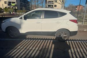 HYUNDAI IX 35