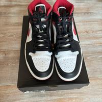 Nike air jordan mid white/gym red-black