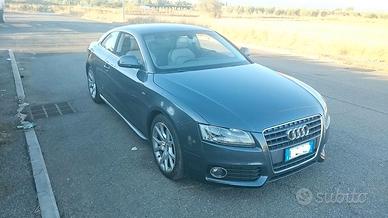 AUDI A5  2.7 TDI COMPLETA INTERA PER RICAMBI